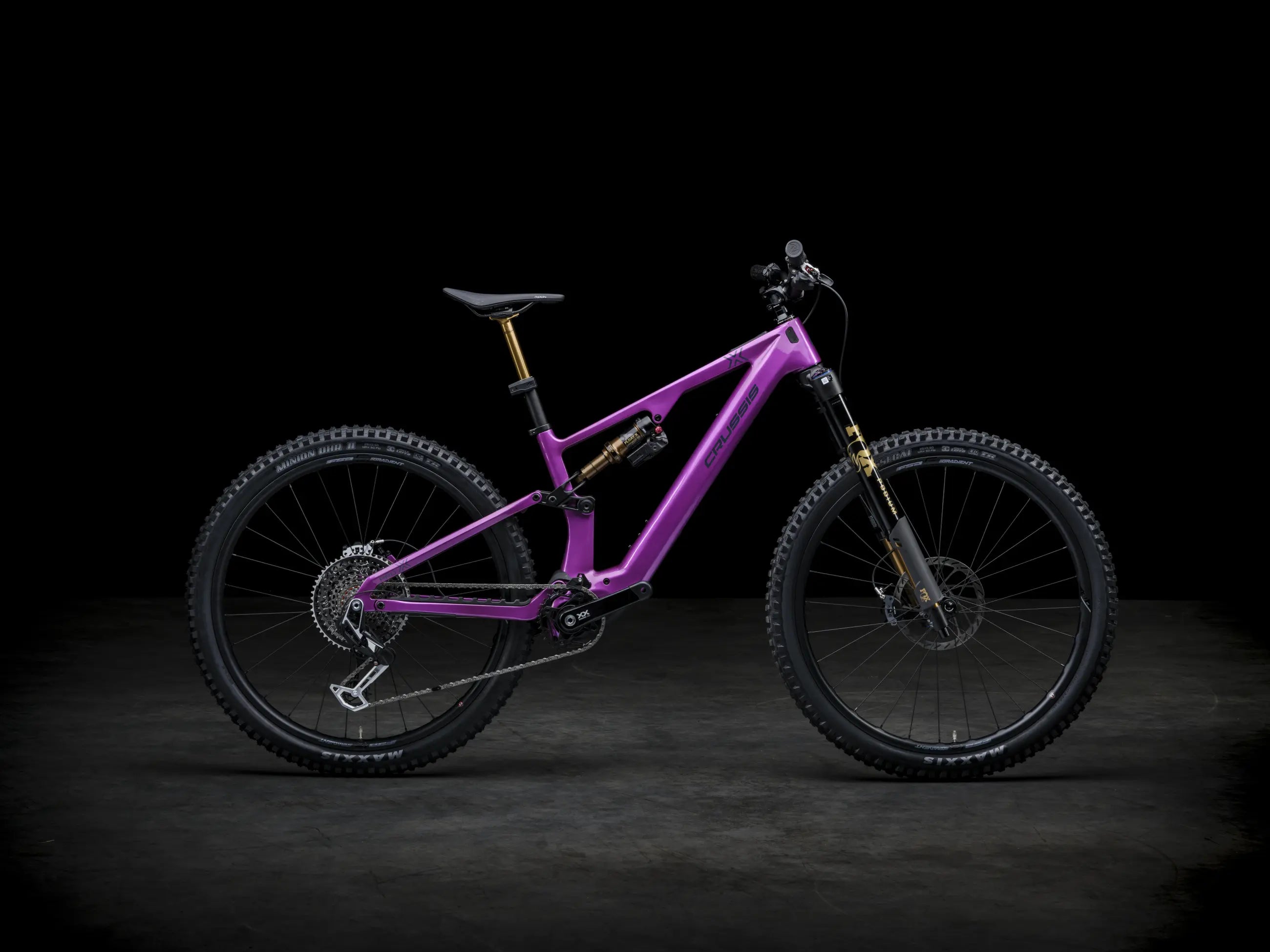 Crussis e-Full 12.11 Pro X E-MTB on a black background