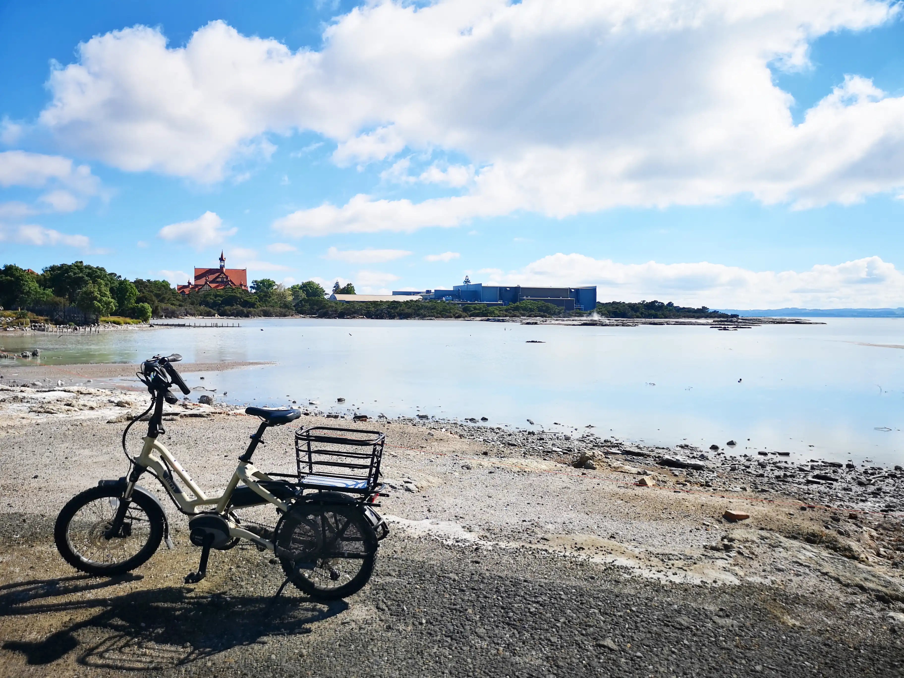 Explorer E-bike Rental at Sulphur Point Reserve Rotorua