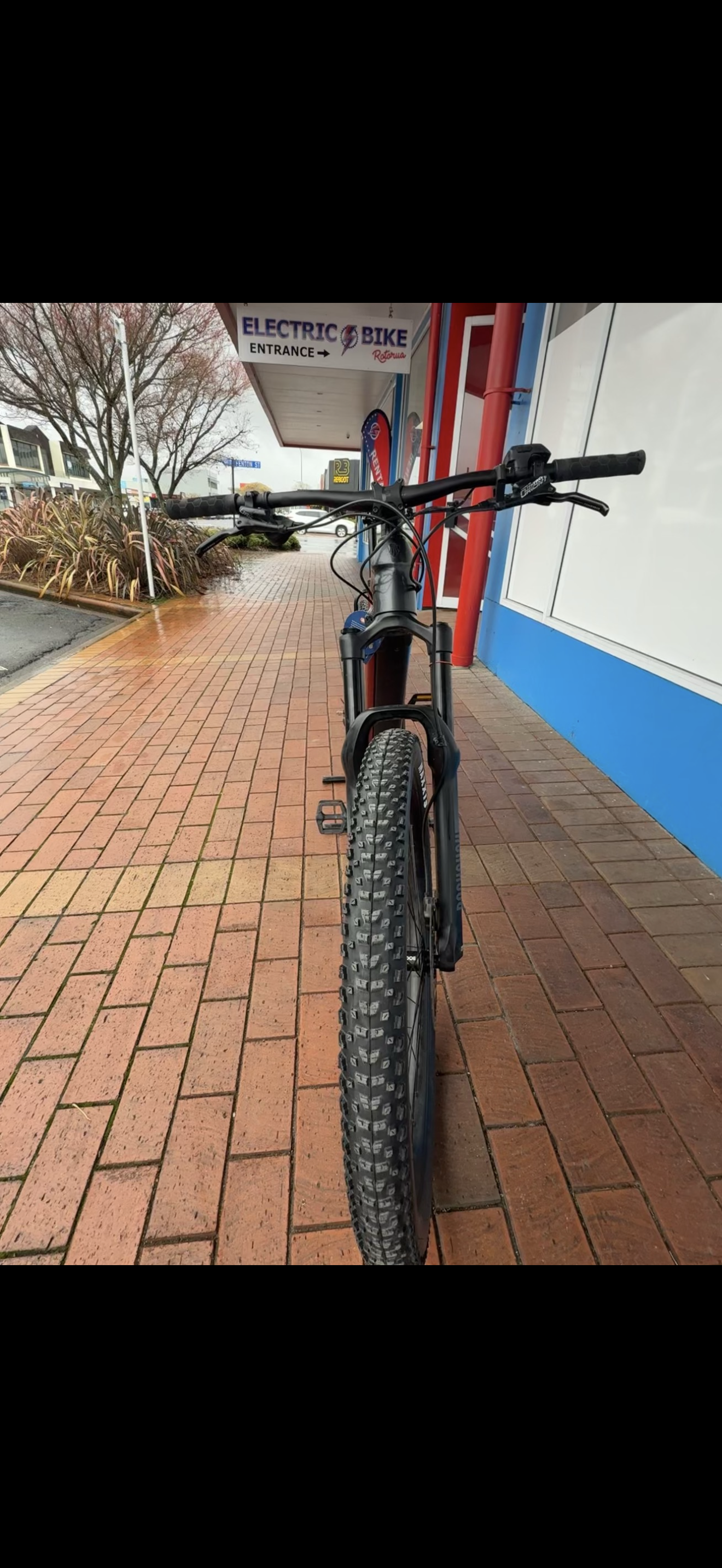 Trek Rail 5 2022 E-Mountain Bike - front