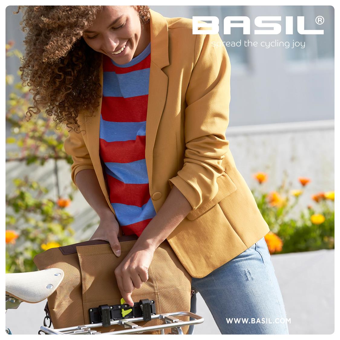 Basil - City Shopper