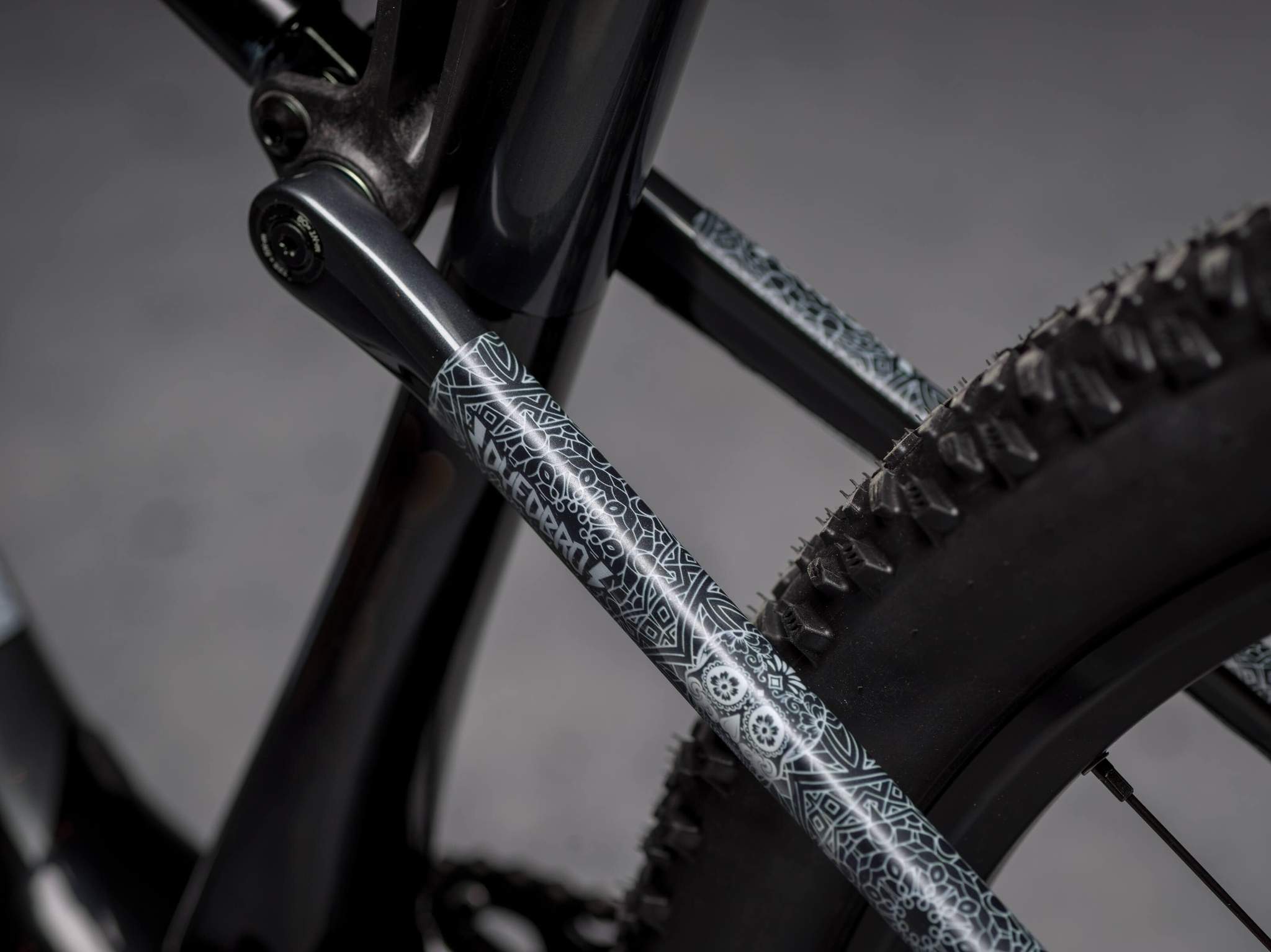 Dyedbro Dia De Muertos White1