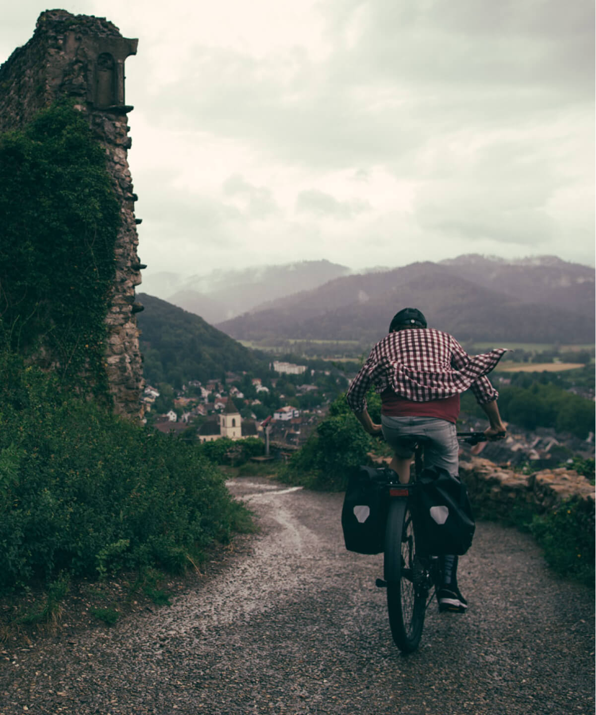 Cannondale Tesoro Neo X 3 E-Trekking In action 2