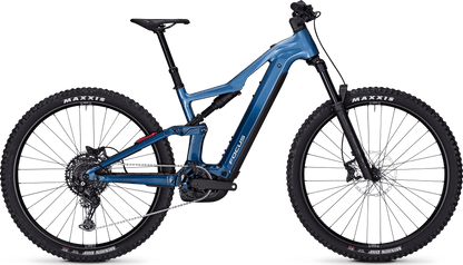 Focus THRON² 6.7 E-MTB with Maxxis tyres on a transparent background