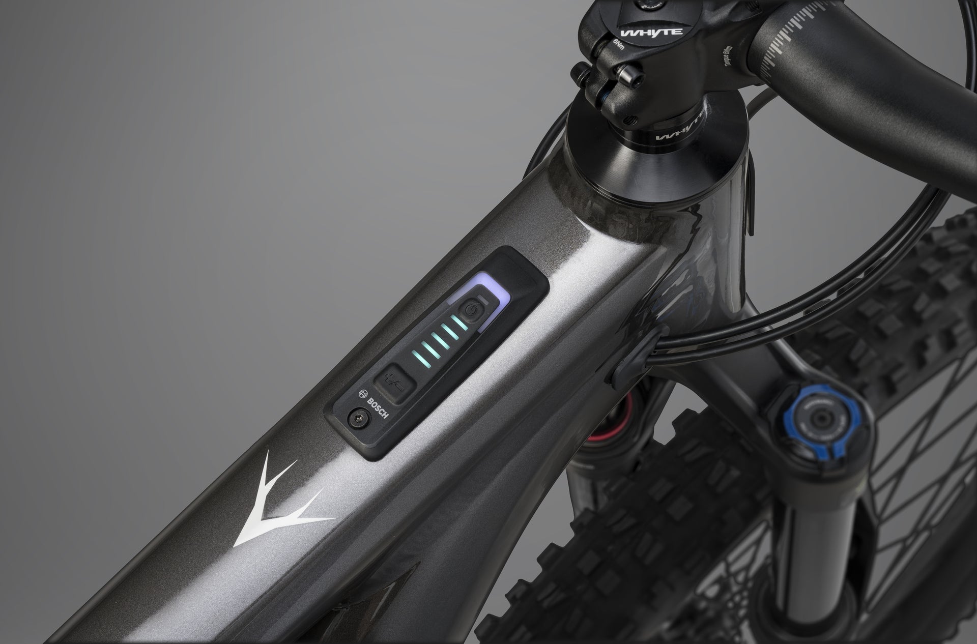 Kado S GlossDarkSilver Motor control