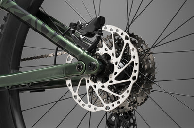 Kado S Metallic Gloss Aston Green Brakes calliper and rotors