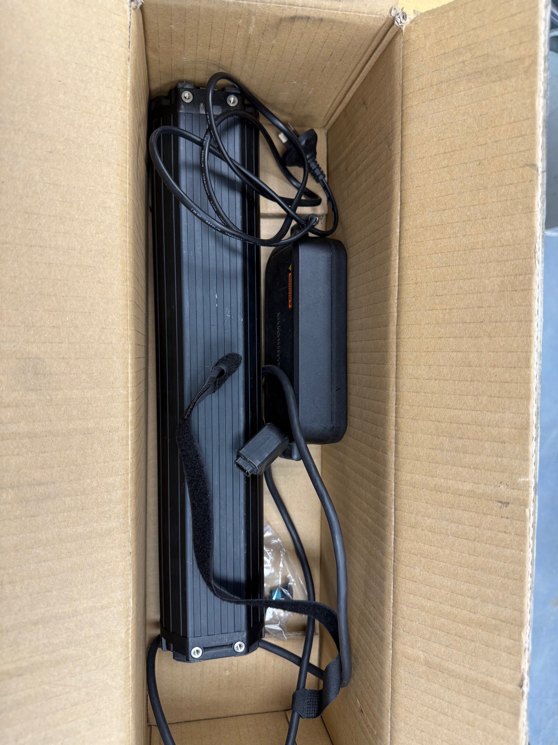 Merida eONE-FORTY 475 2020 E-Mountain Bike - Battery/charger