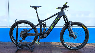 Pre-loved Rhyolite Limited First Edition - Size Medium