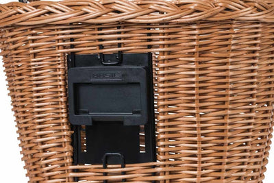 Basil Bremen Wicker (KF) Basket