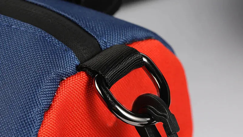 Ulac Neo Porter Coursier Pulse Handelbar Roll 1.1 L in Navy/Orange D-Ring Close Up