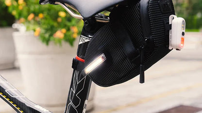 Ulac Neo Porter Radtail Go 0.6L in Black/Noir with Lights (not included)