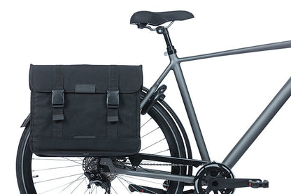 Basil Kavan Eco Classic 58L Double bag - display on bike