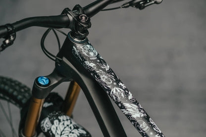 Dyedbro Old School Tatto White top tube