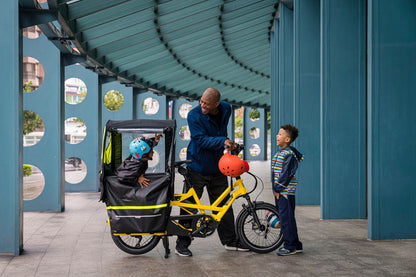 Tern GSD Storm Shield with children